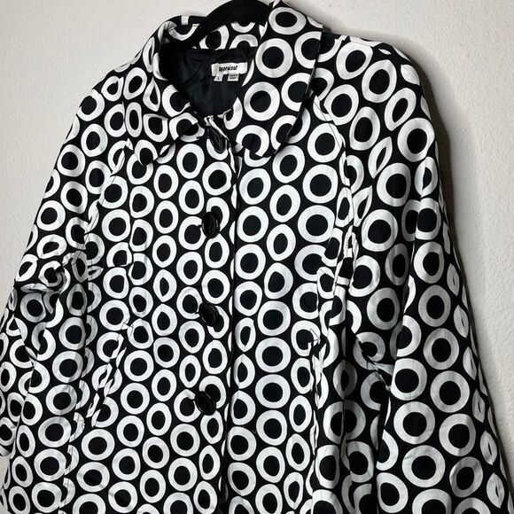 Appraisal Jacket‎ - Picture 5 of 8